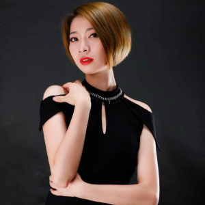 化妆师-张莉